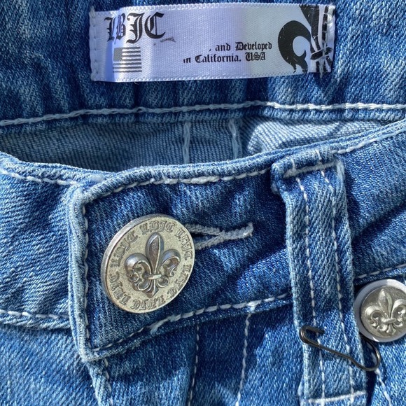 LBJC Straight Leg Light Wash Jean - 26 - Picture 5 of 8